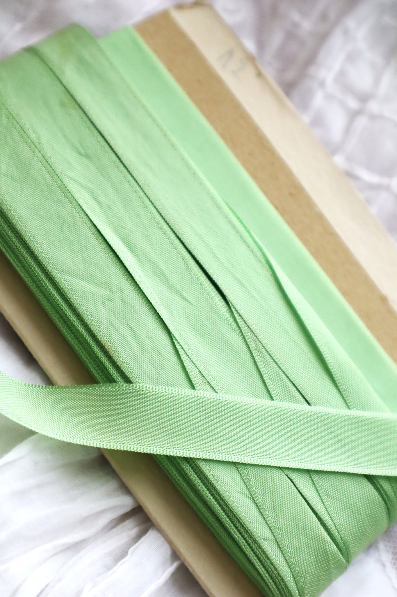 1940s–1950s French Deadstock Apple Green Rayonne Ribbon on Original Mercerie Card