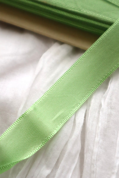 1940s–1950s French Deadstock Apple Green Rayonne Ribbon on Original Mercerie Card