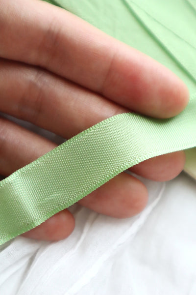 1940s–1950s French Deadstock Apple Green Rayonne Ribbon on Original Mercerie Card