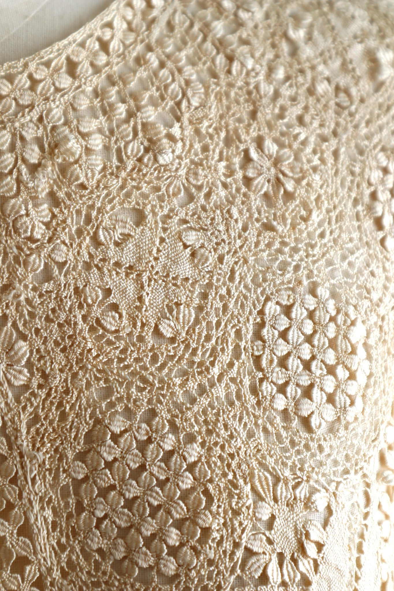 19th Century Silk Maltese Lace Big Collar