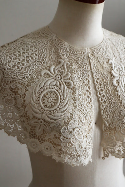 1920s French Deadstock Cotton Lace Berthe Collar