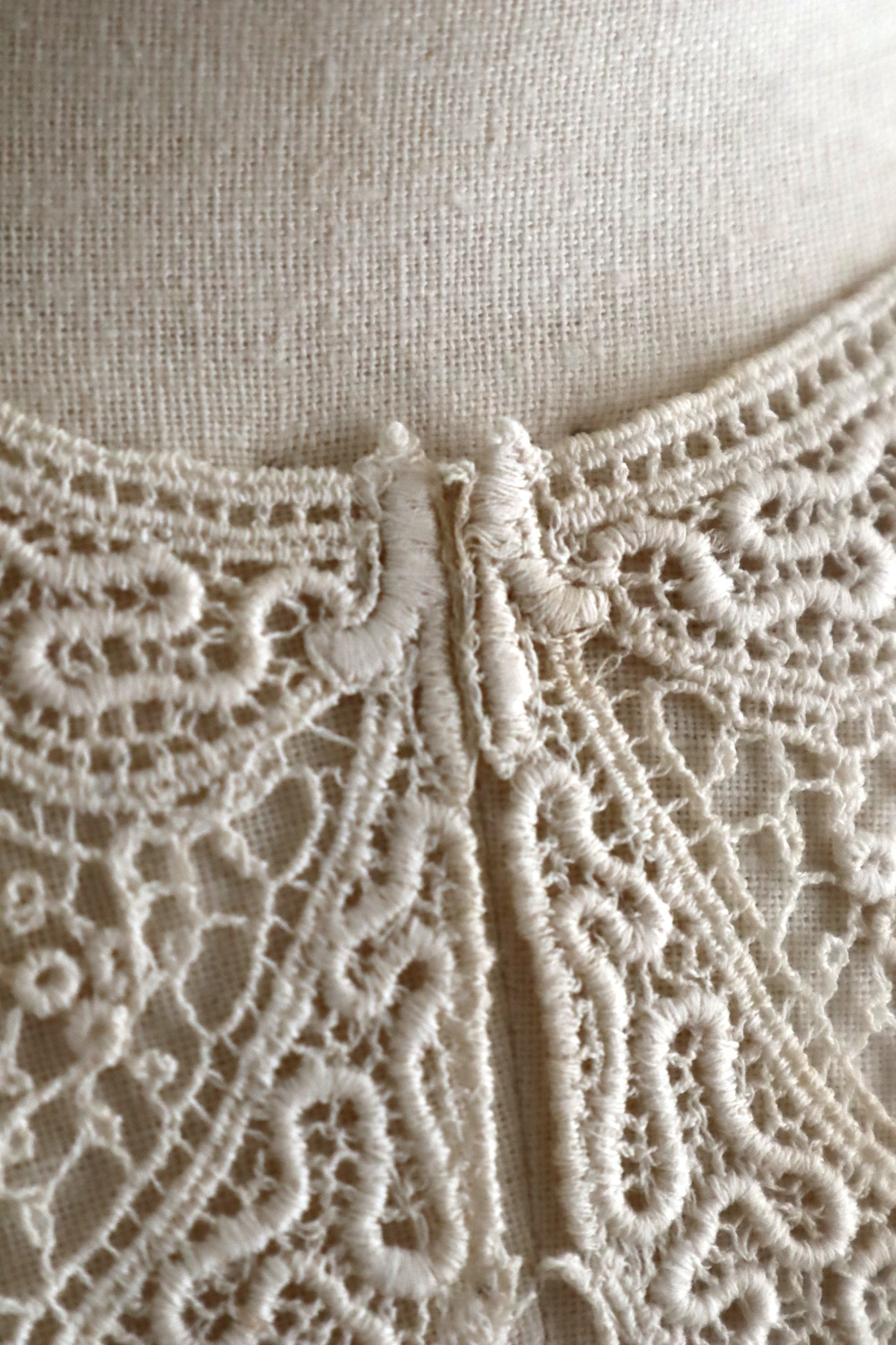 1920s French Deadstock Cotton Lace Berthe Collar
