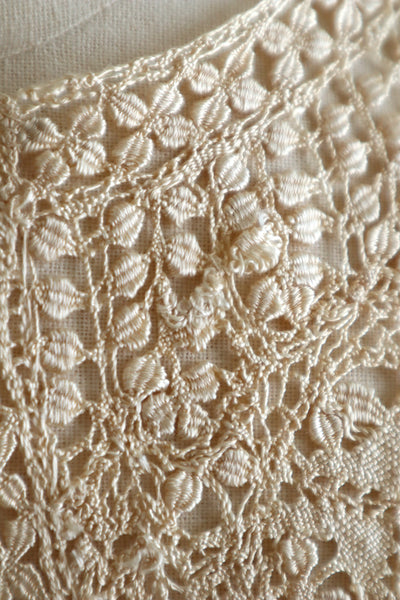 19th Century Silk Maltese Lace Big Collar