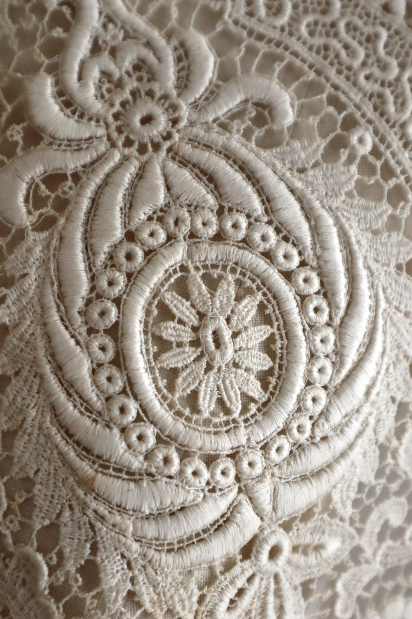 1920s French Deadstock Cotton Lace Berthe Collar