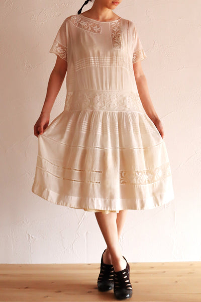 1920s Handwoven File Lace Insert Cotton Gauze Dress