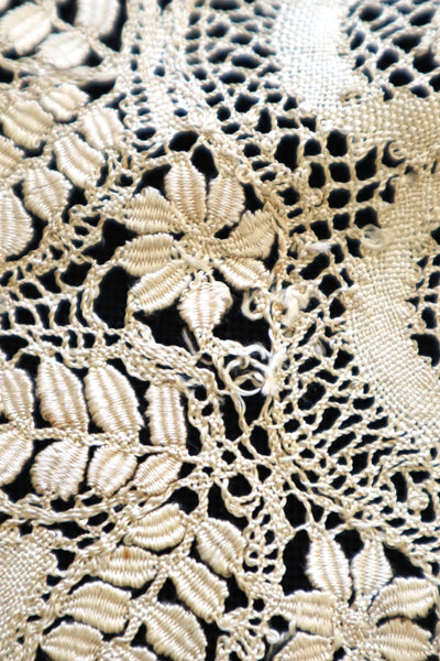 1900s Silk Maltese Lace Collar