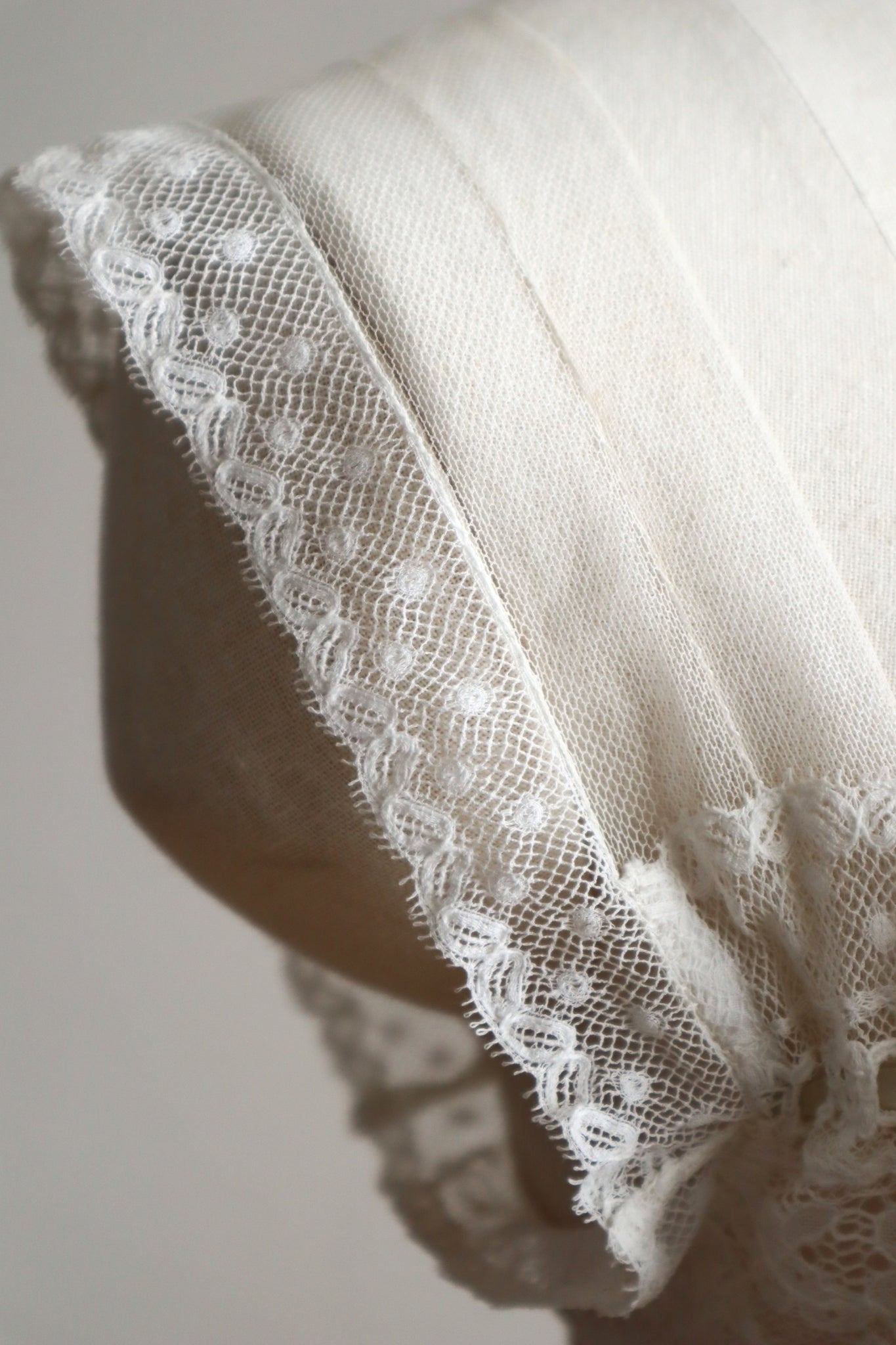 1900s Hand-Sewn Valenciennes Lace Corset Cover