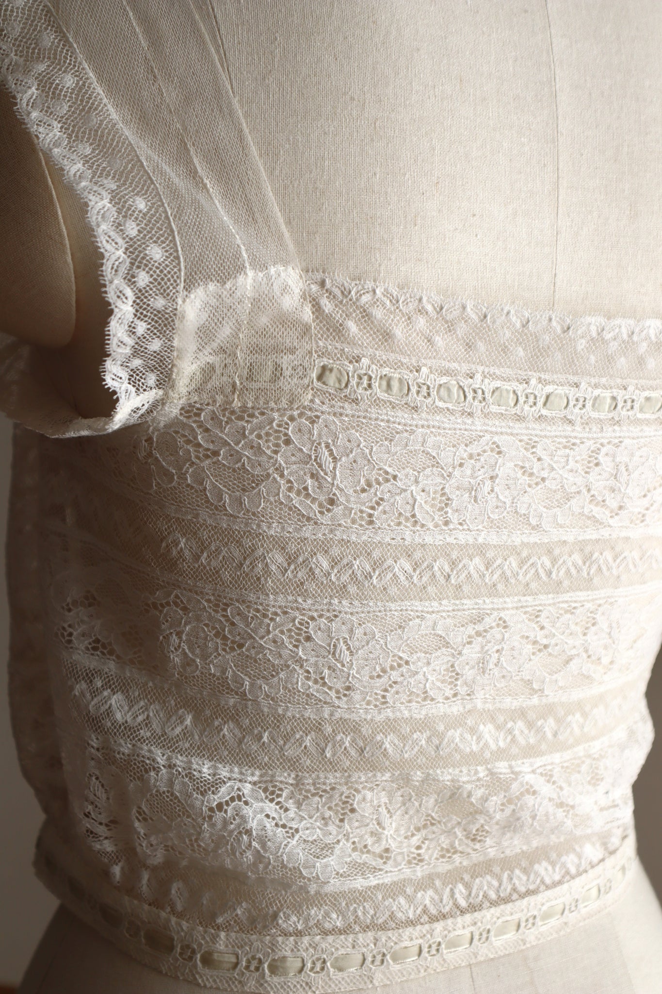 1900s Hand-Sewn Valenciennes Lace Corset Cover