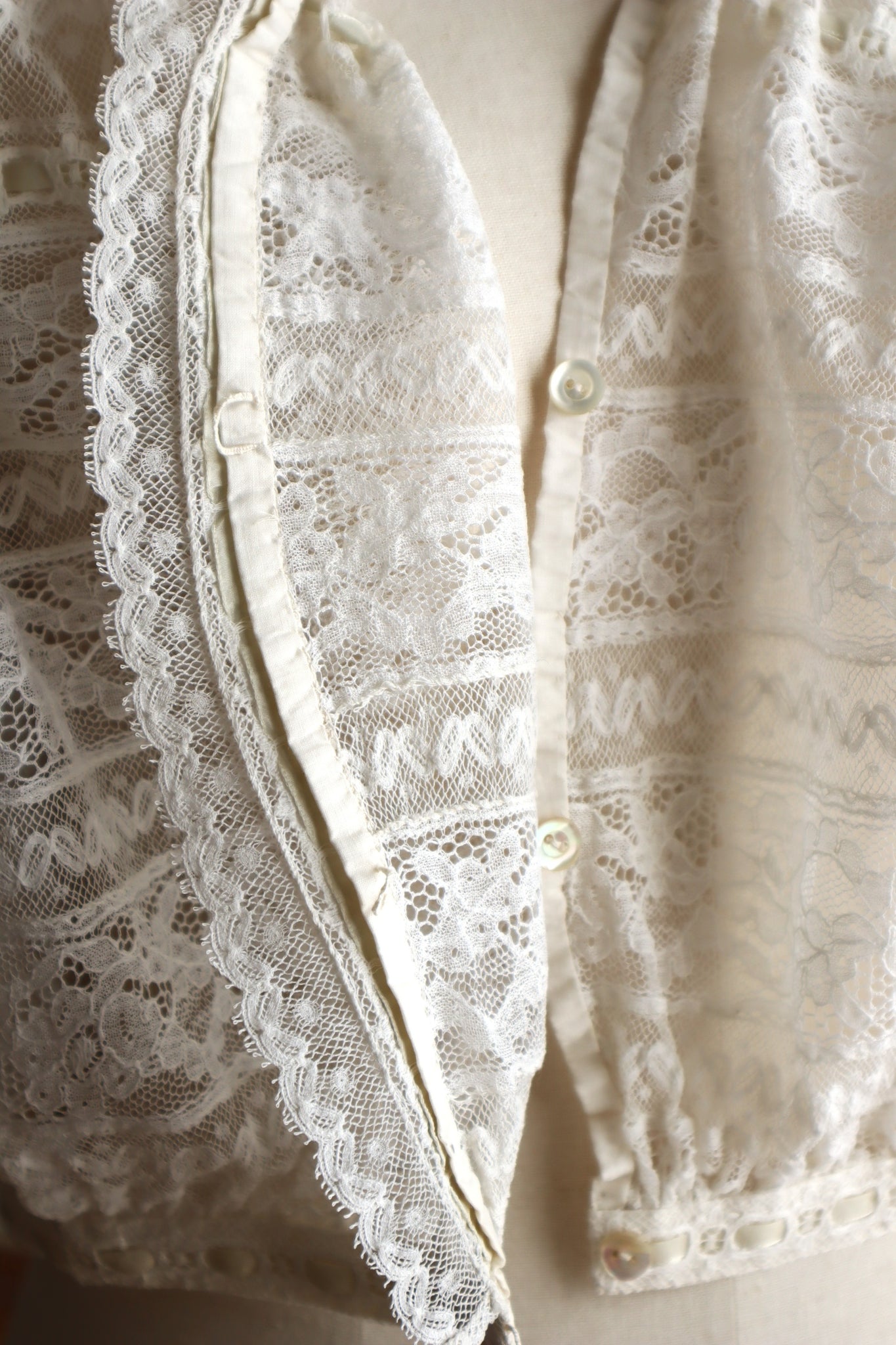 1900s Hand-Sewn Valenciennes Lace Corset Cover