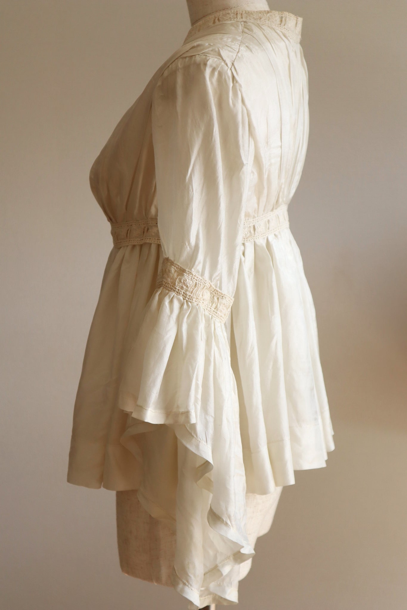 19th Silk Bed Jacket Size XXS