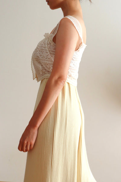 1900s Hand-Sewn Valenciennes Lace Corset Cover