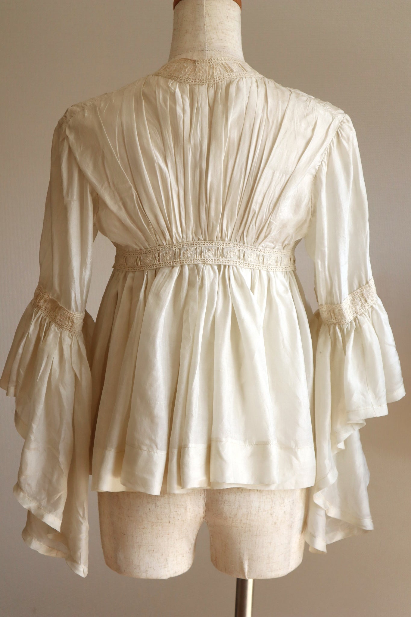 19th Silk Bed Jacket Size XXS