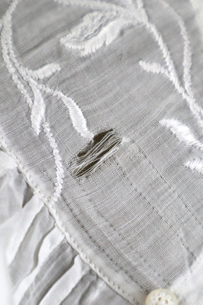 1900s Edwardian Muslin Cotton Embroidered Blouse