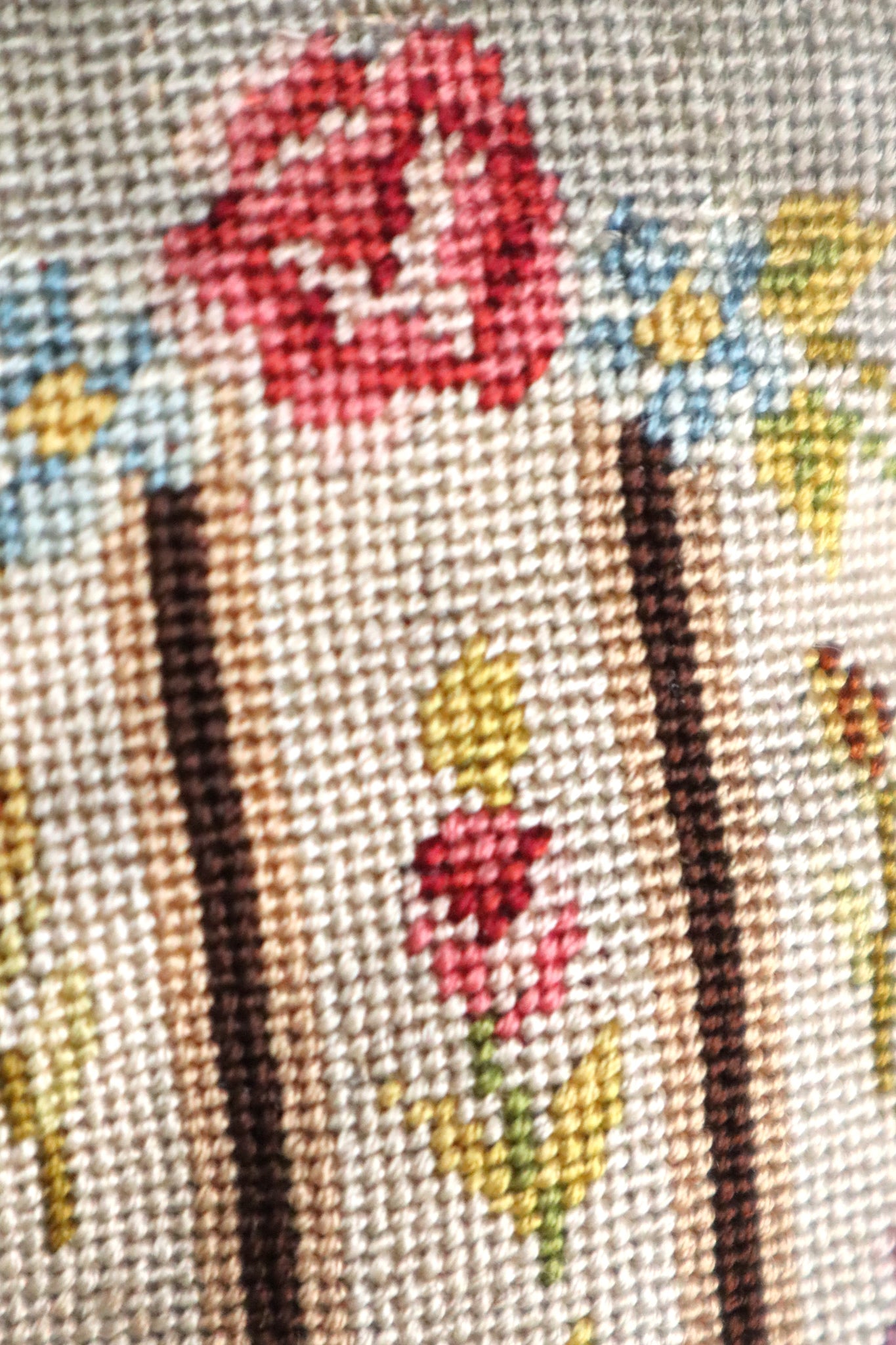 1895–1910 French Petit Point Floral Evening Bag