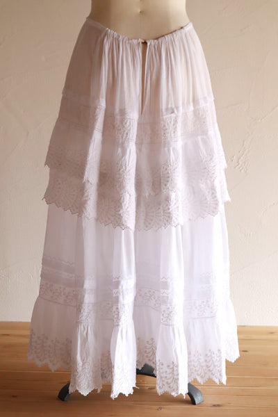1900s French Edwardian Handworked Cotton Lawn Skirt