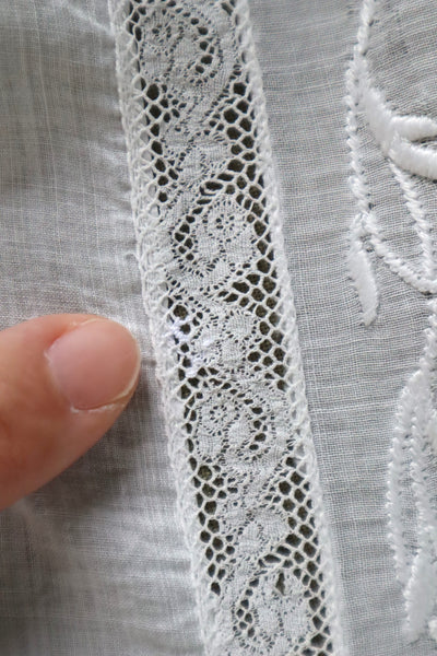 1900s Edwardian Muslin Cotton Embroidered Blouse
