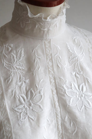 1900s Edwardian Muslin Cotton Embroidered Blouse