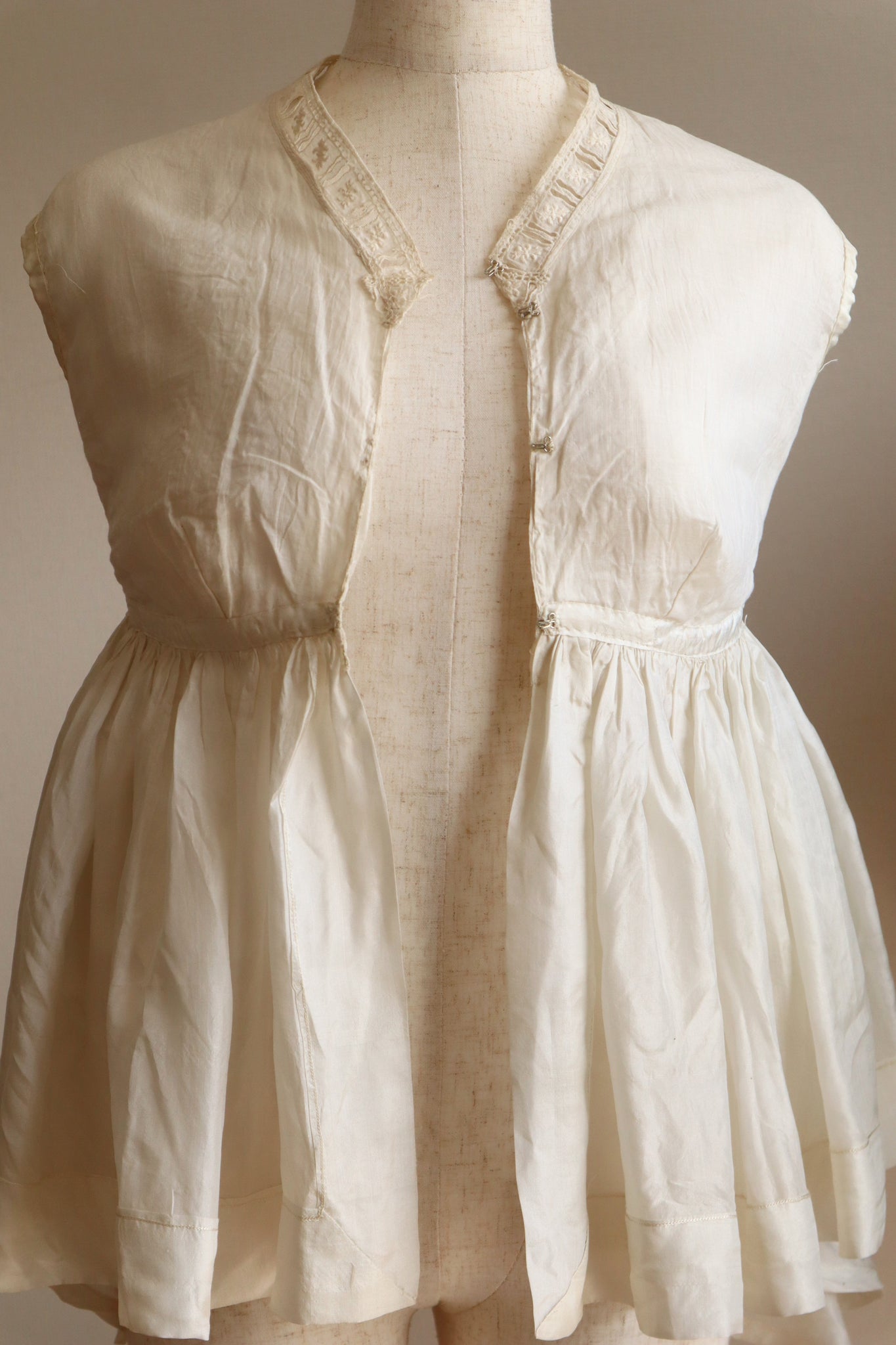 19th Silk Bed Jacket Size XXS