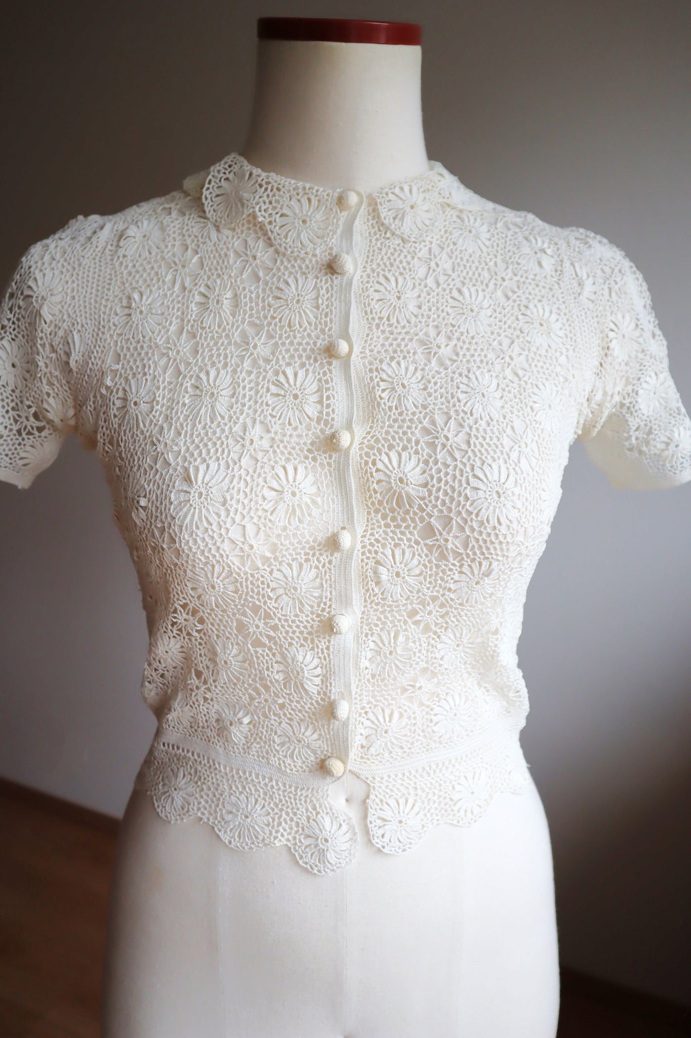 1930s Off White Crochet Blouse Size S