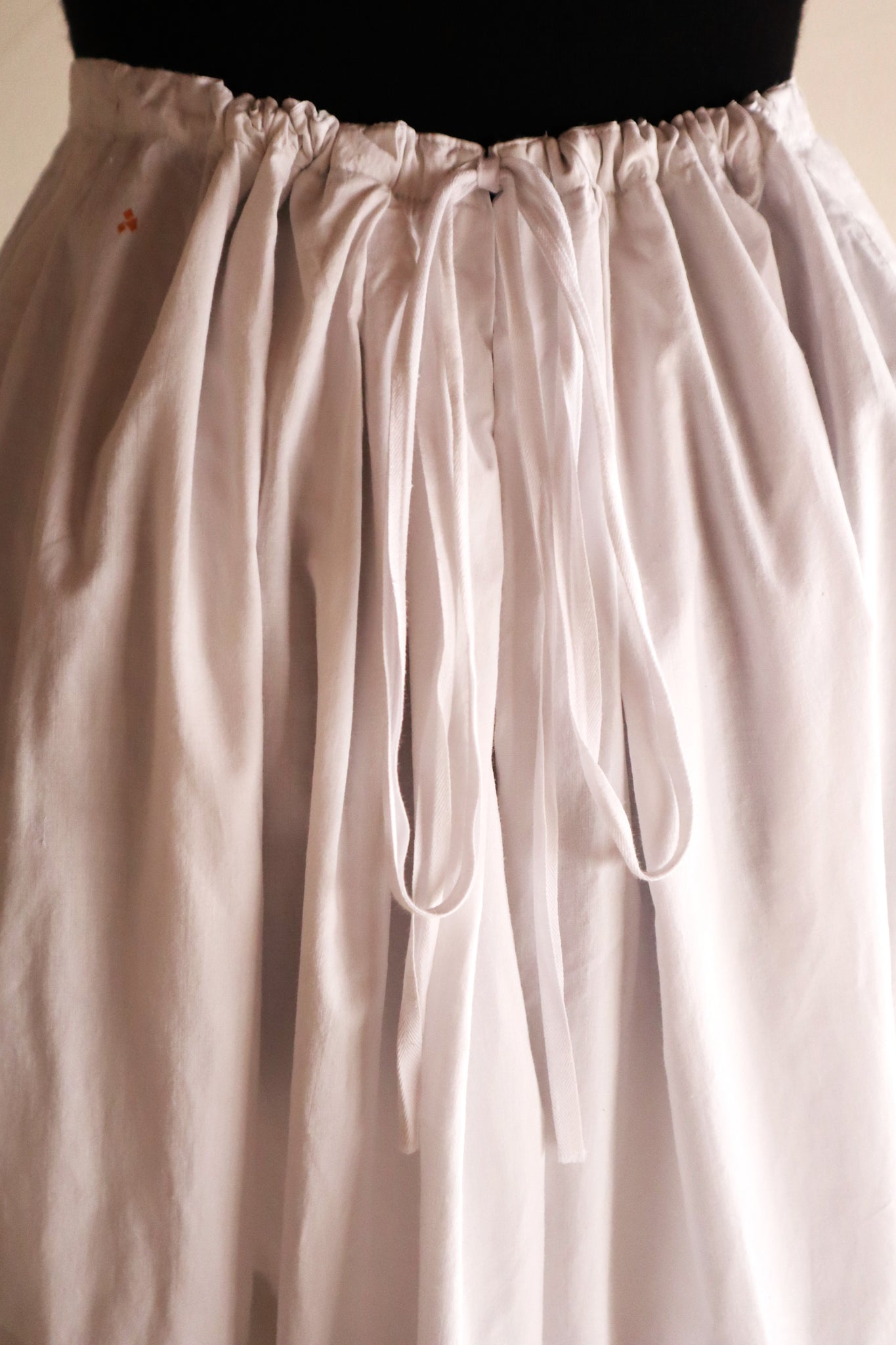 1900s French Edwardian Cutwork Cotton Petticoat Skirt