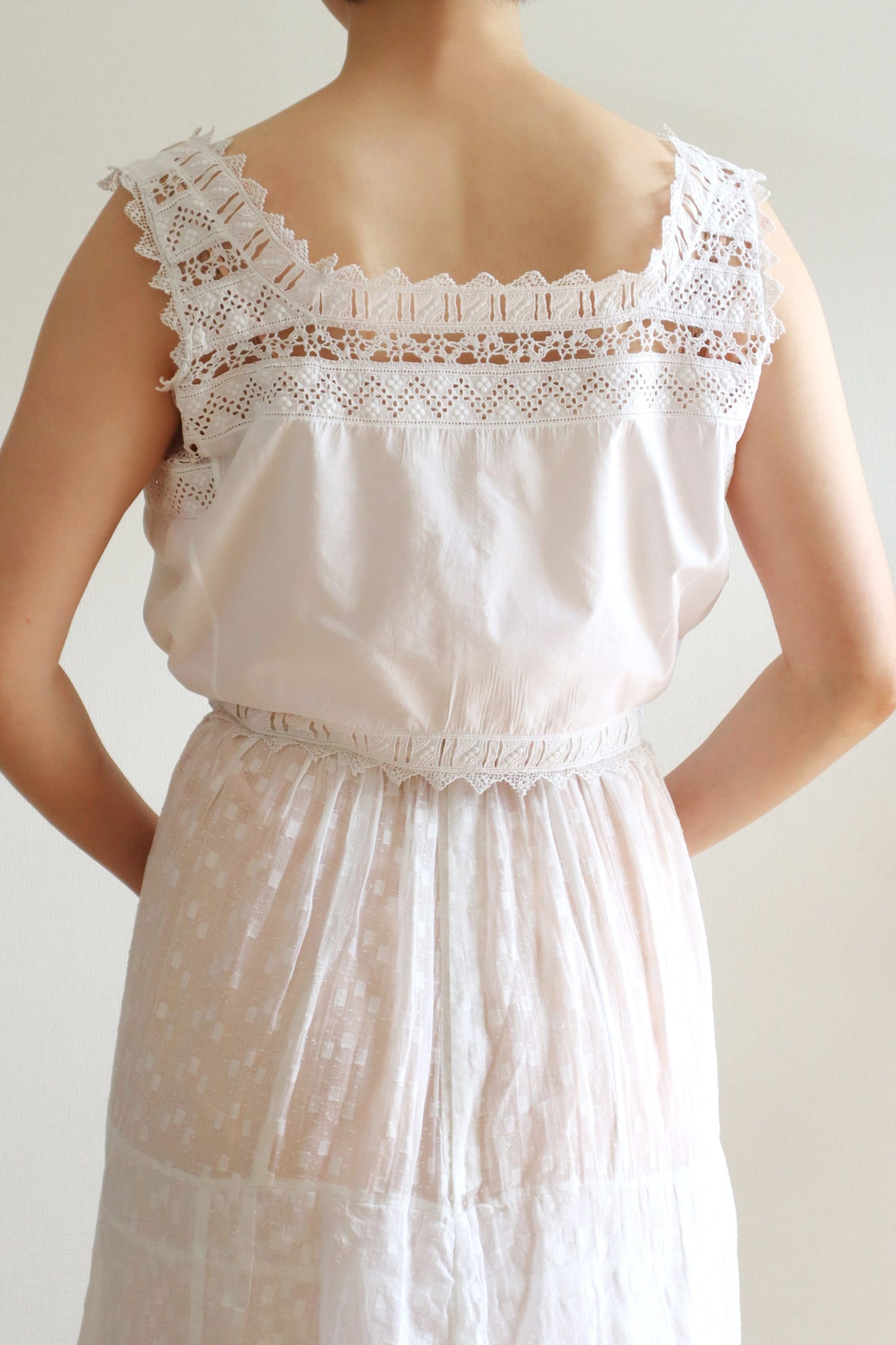 1910s Bobbin Lace Corset Cover