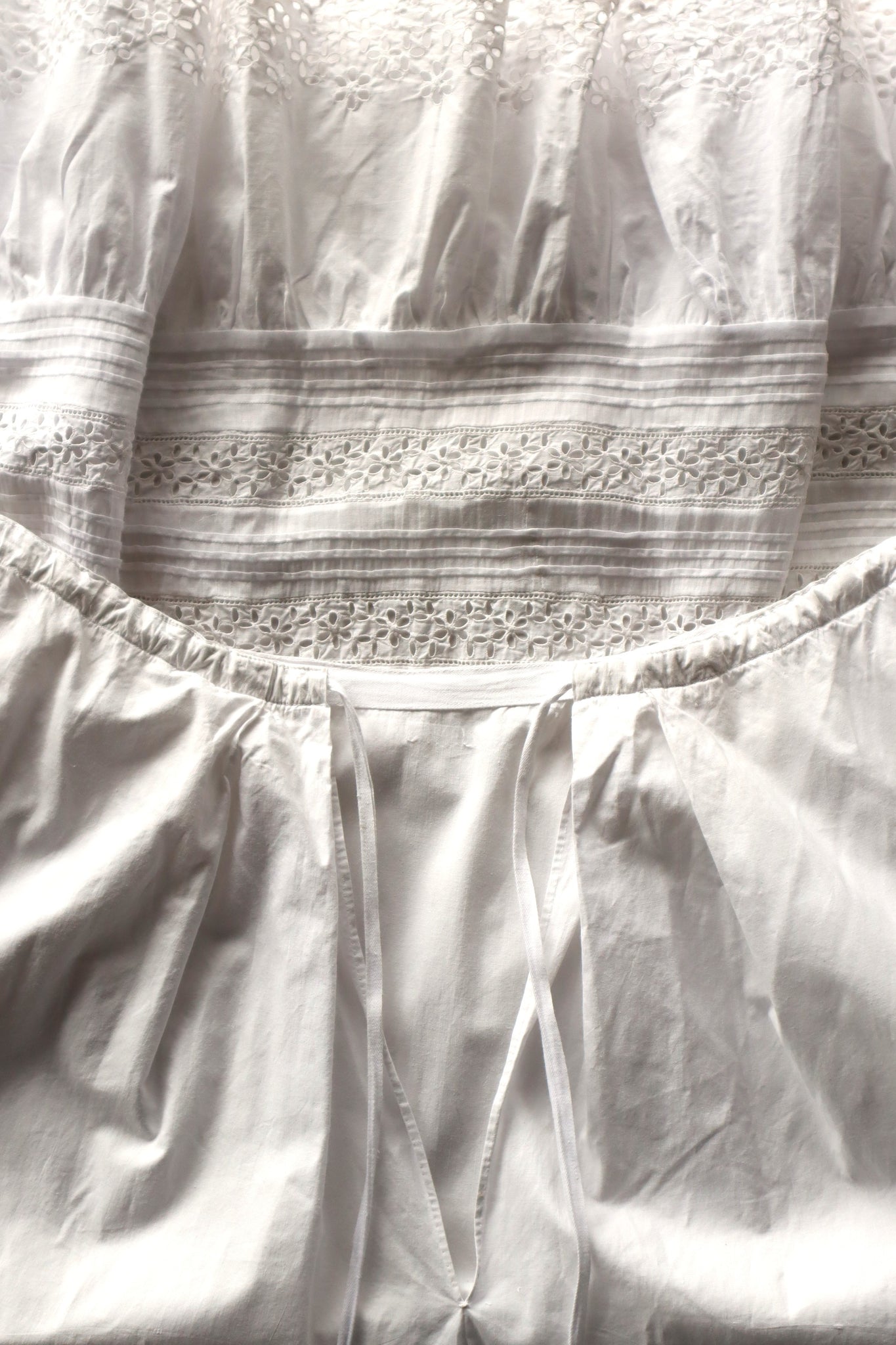 1900s French Edwardian Cutwork Cotton Petticoat Skirt