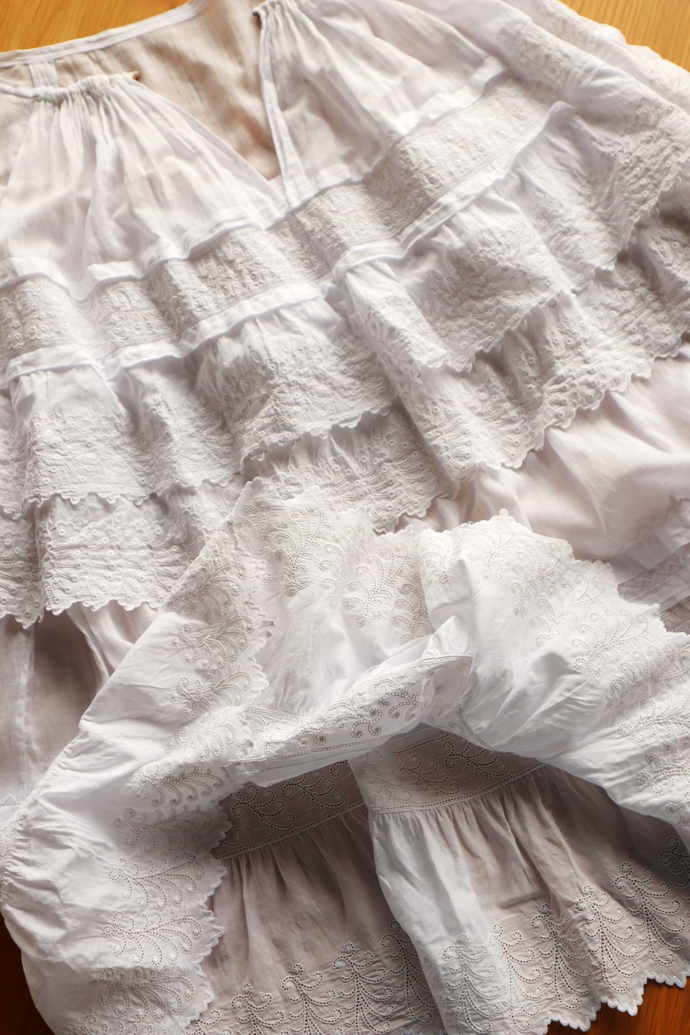 1900s French Edwardian Handworked Cotton Lawn Skirt