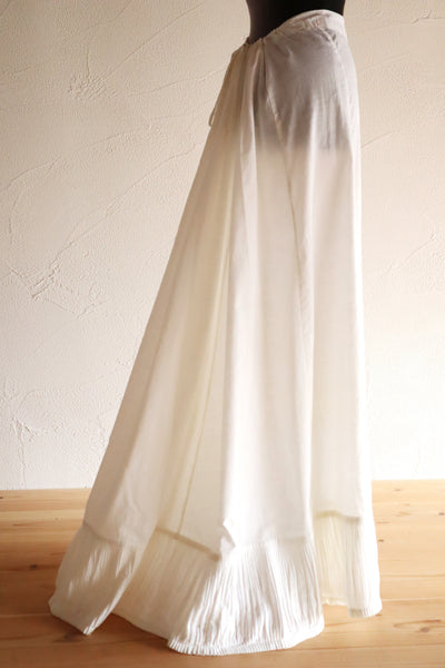 1900s French Cotton Train Skirt with Fine Pleated Hem