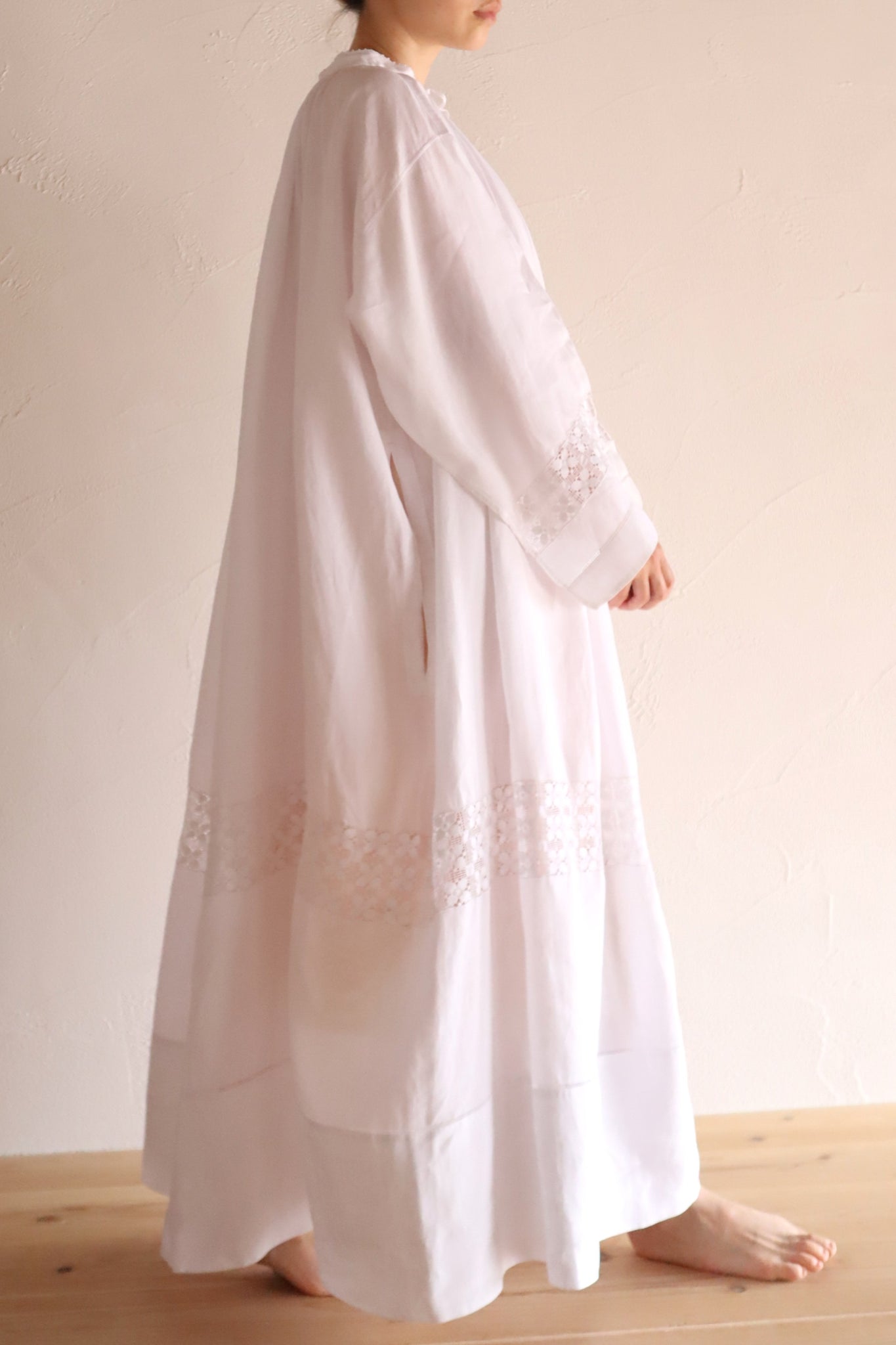 1900s French Handworked Linen Drawnwork Lace Church Surplice