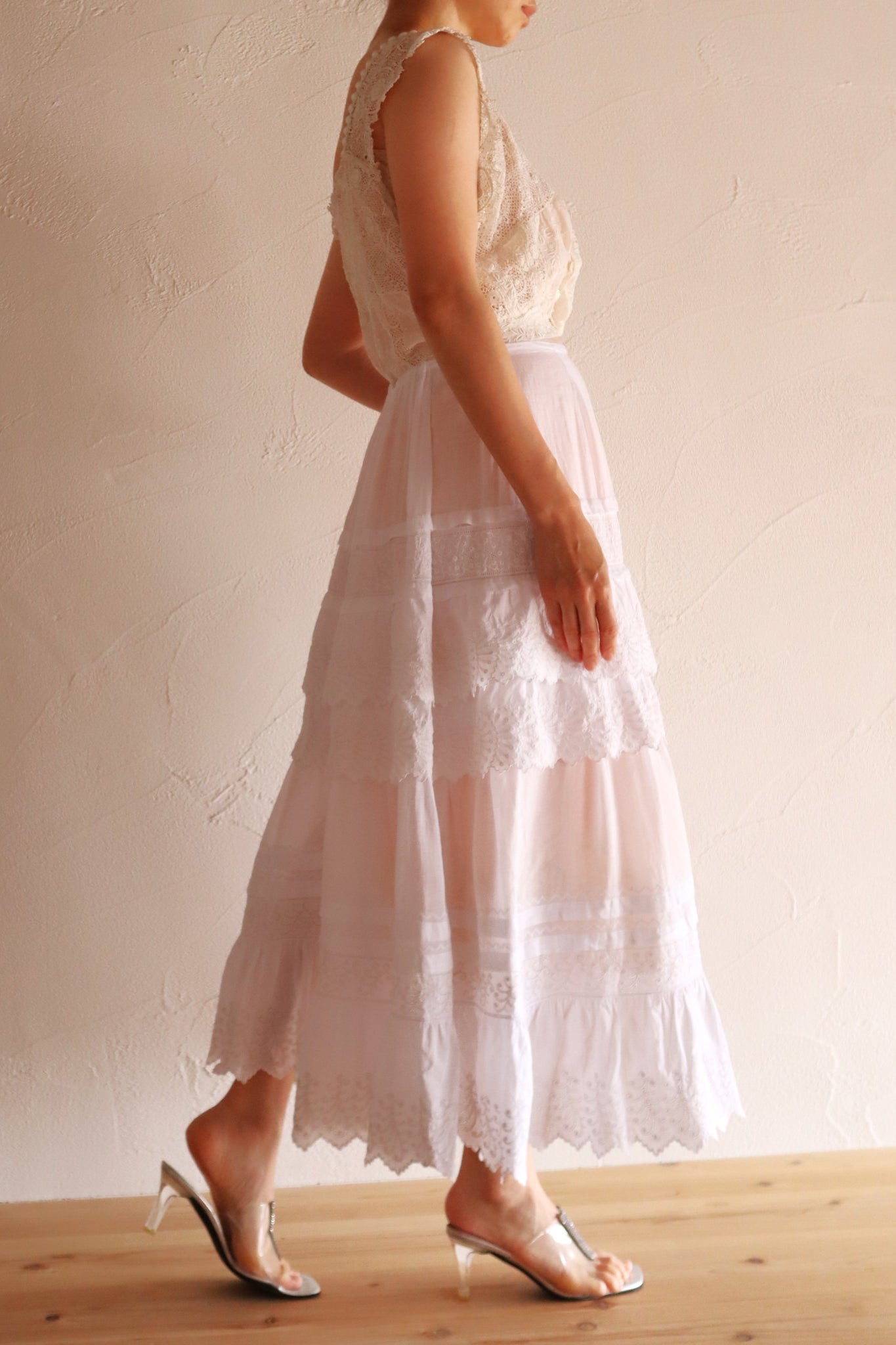 1900s French Edwardian Handworked Cotton Lawn Skirt