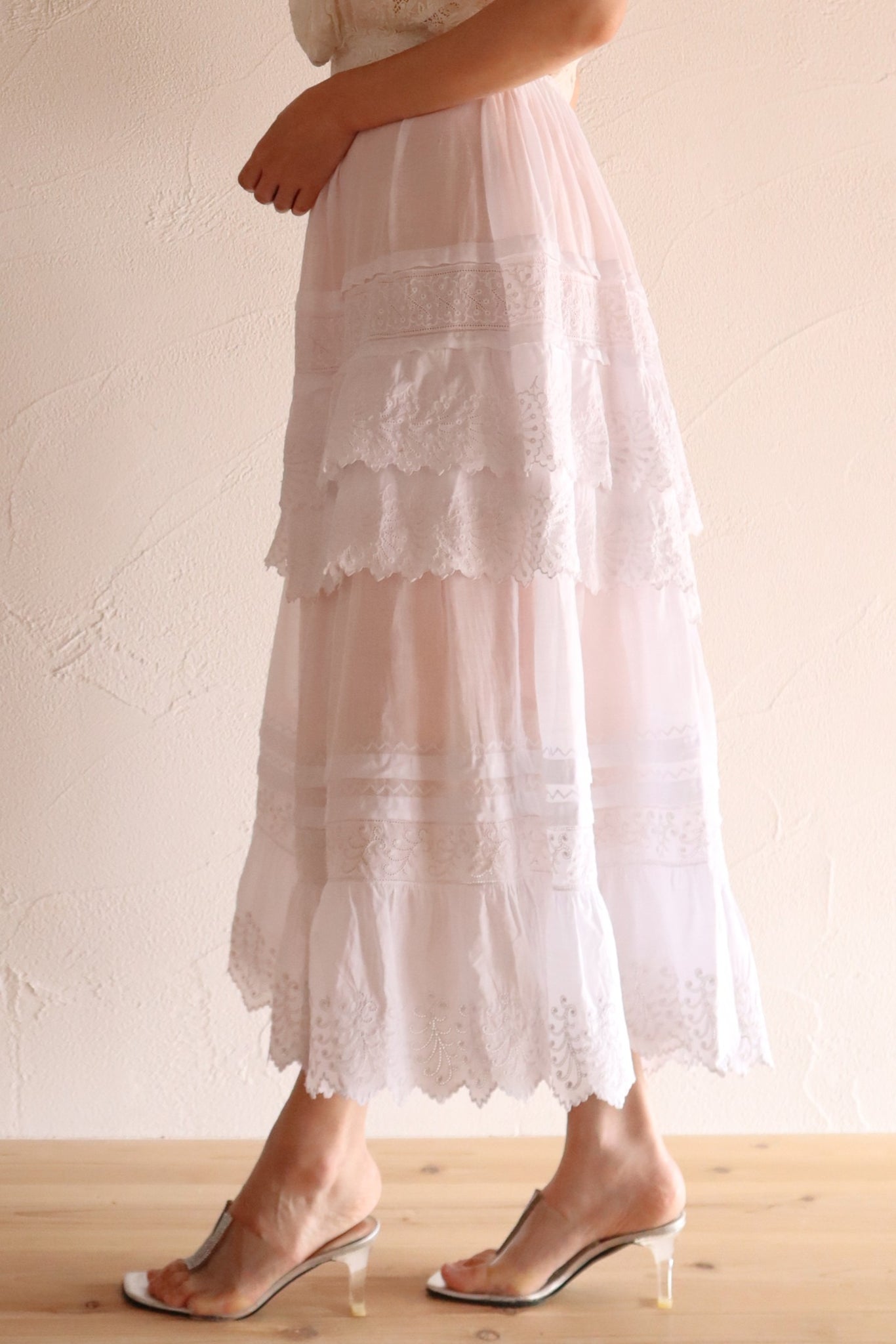 1900s French Edwardian Handworked Cotton Lawn Skirt