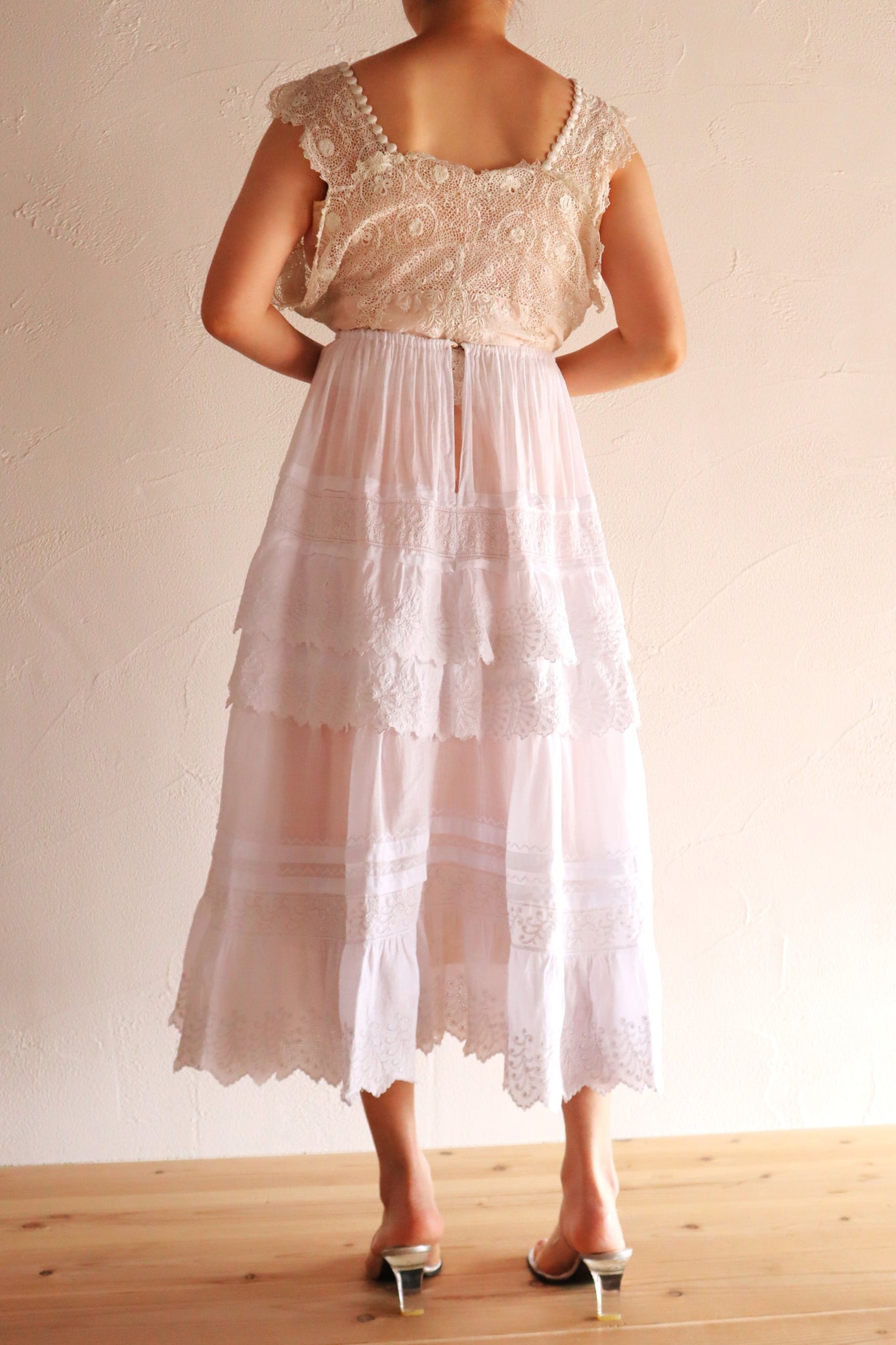 1900s French Edwardian Handworked Cotton Lawn Skirt