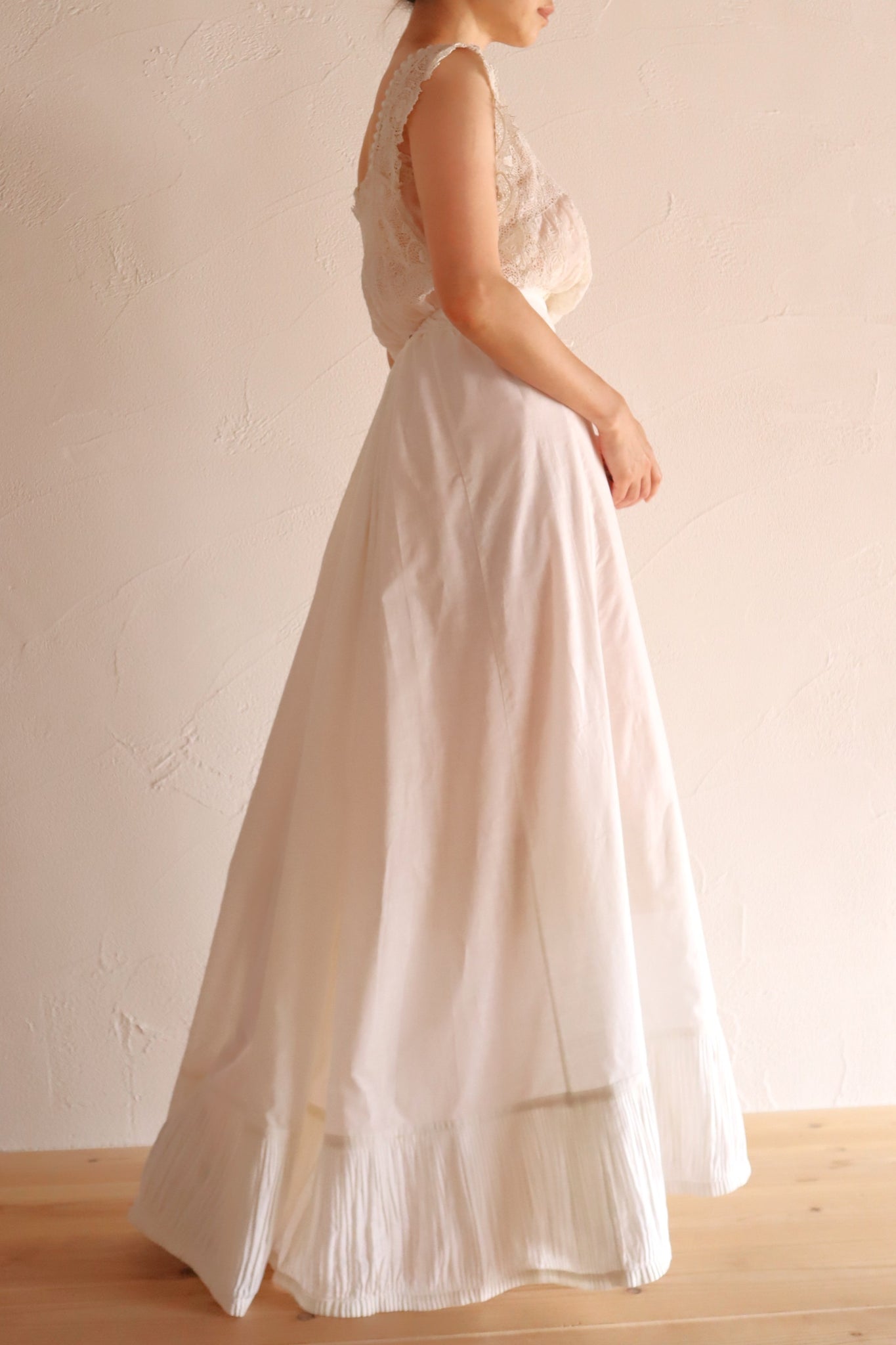 1900s French Cotton Train Skirt with Fine Pleated Hem