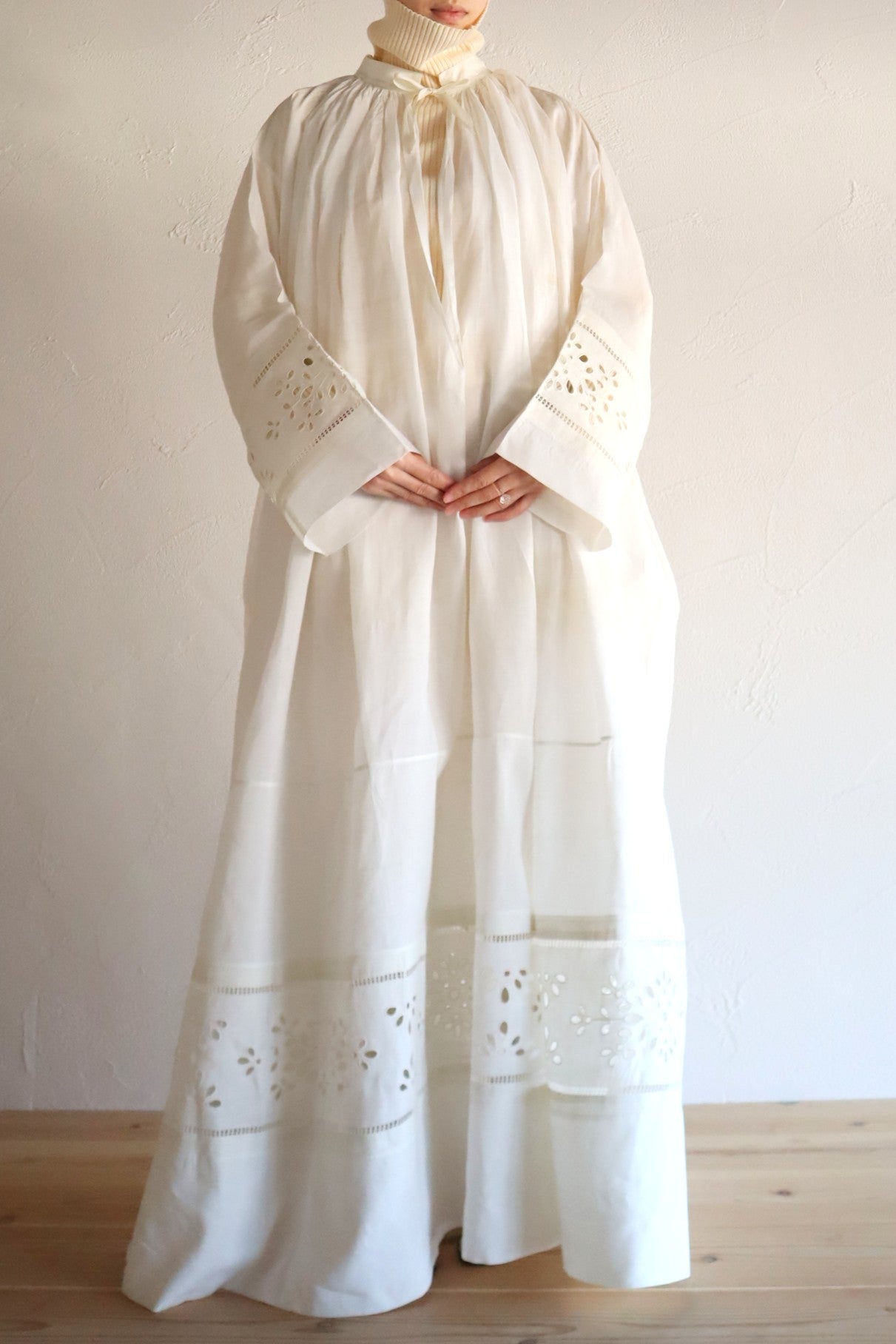 1900~1920s Linen Church Dress