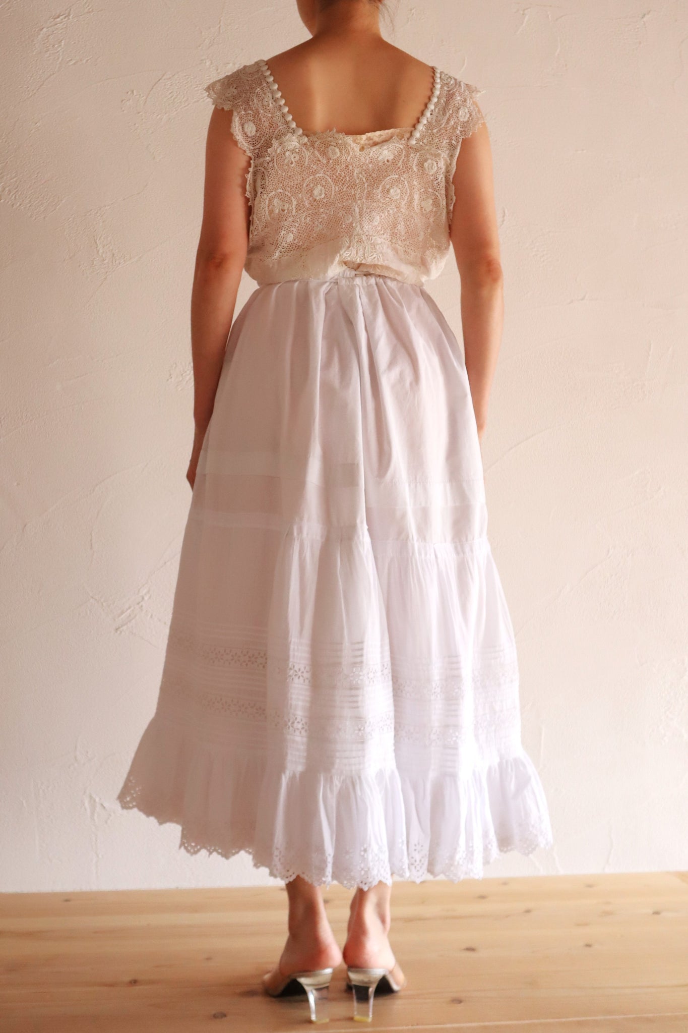1900s French Edwardian Cutwork Cotton Petticoat Skirt
