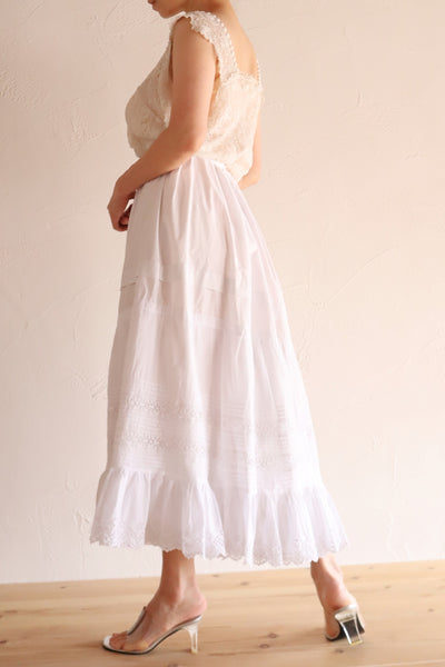 1900s French Edwardian Cutwork Cotton Petticoat Skirt