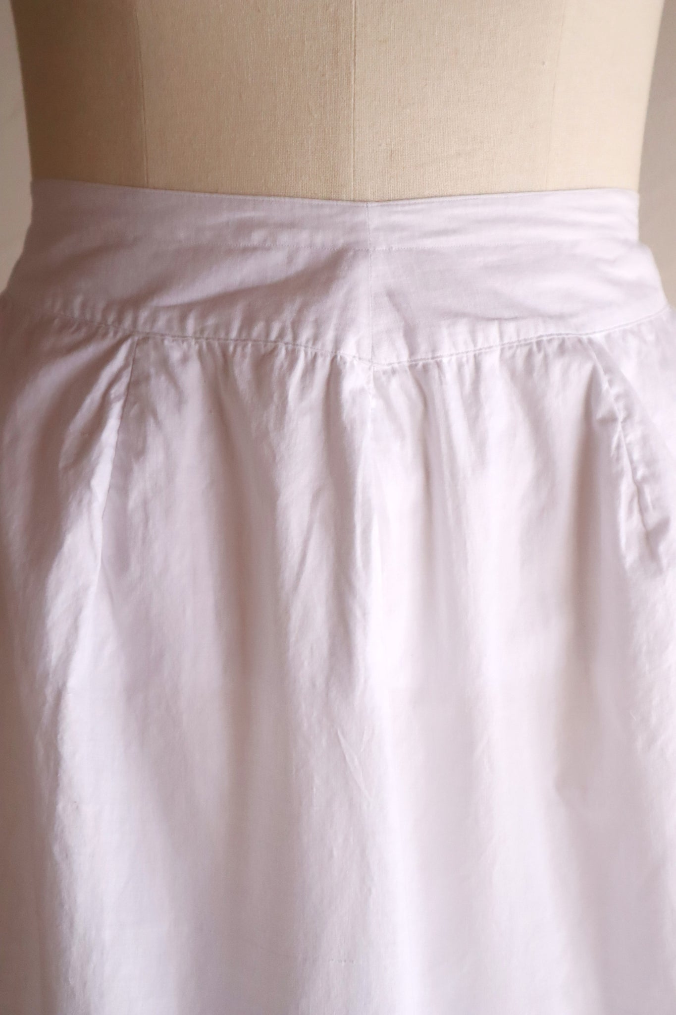 1880s French White Cotton Petticoat Skirt with Hand-Sewn Pintucks