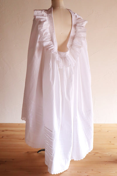 1880s French White Cotton Petticoat Skirt with Hand-Sewn Pintucks