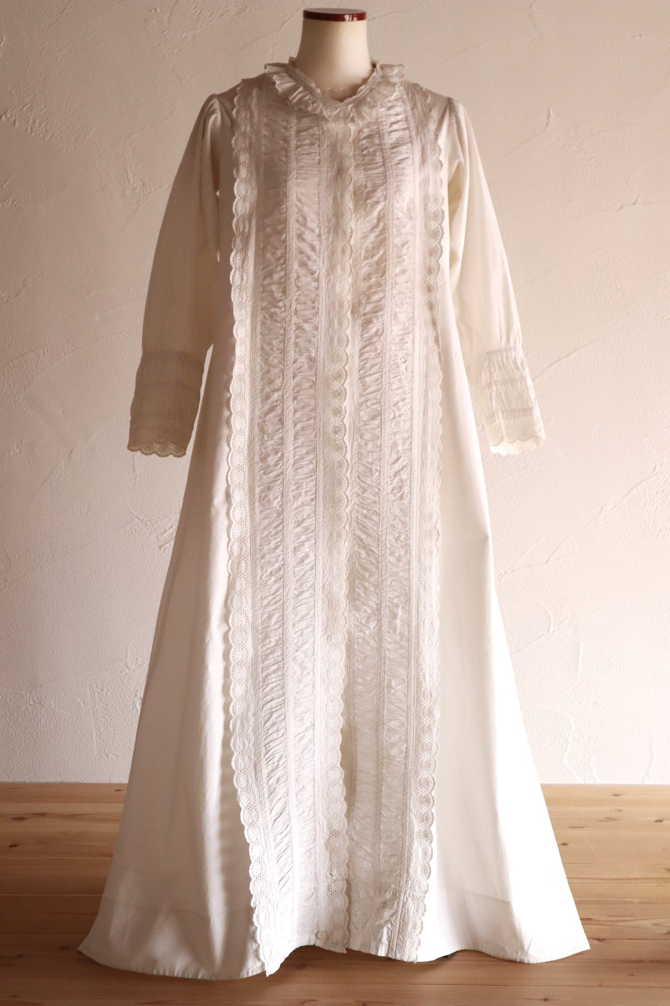 1890s–1900s French Edwardian White Cotton Dress