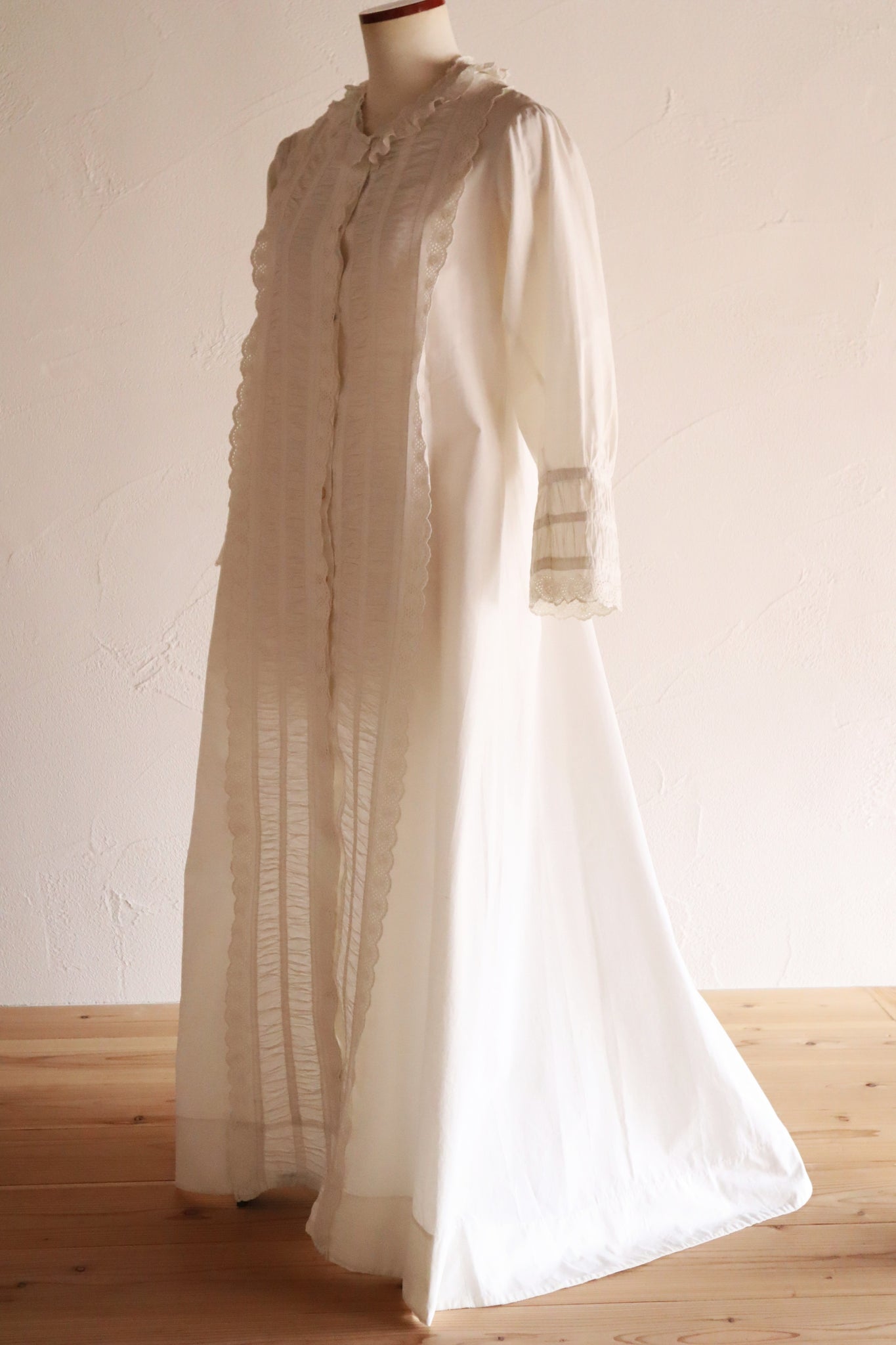 1890s–1900s French Edwardian White Cotton Dress
