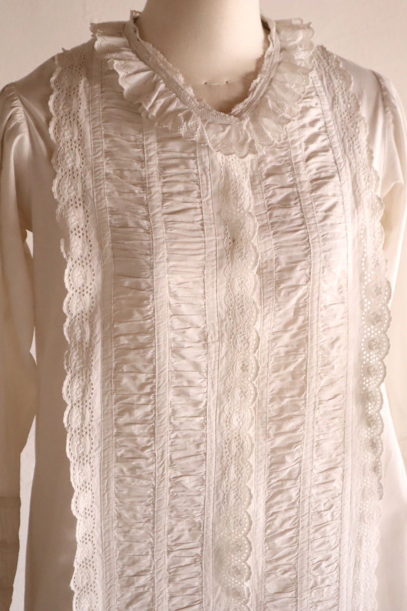 1890s–1900s French Edwardian White Cotton Dress