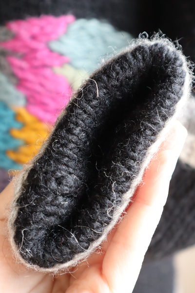 70s~80s Hand-Knit Black Chunky Wool Cardigan