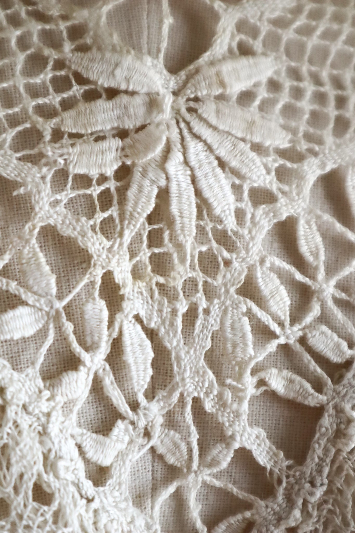 1900s–1910s Belgian Bobbin Lace Linen Blouse