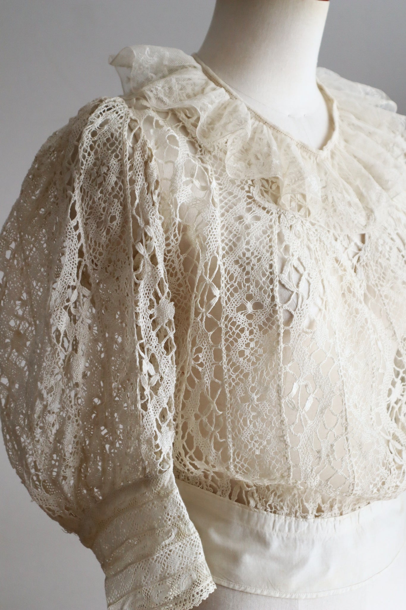1900s–1910s Belgian Bobbin Lace Linen Blouse