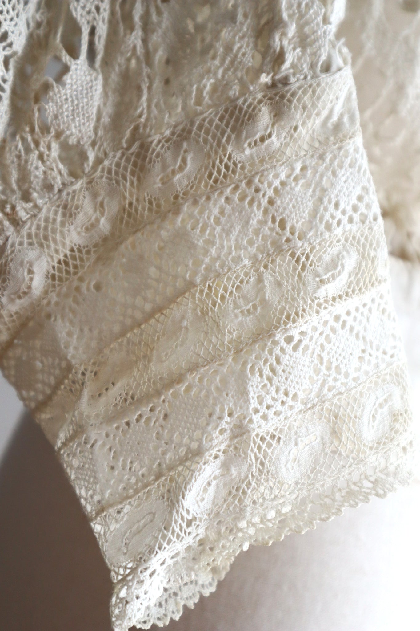 1900s–1910s Belgian Bobbin Lace Linen Blouse