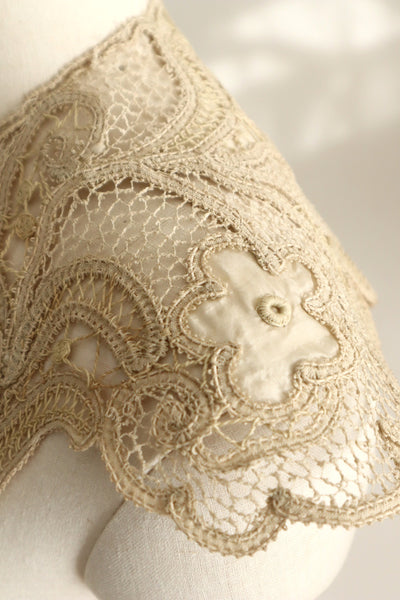 19th French Handmade Collar