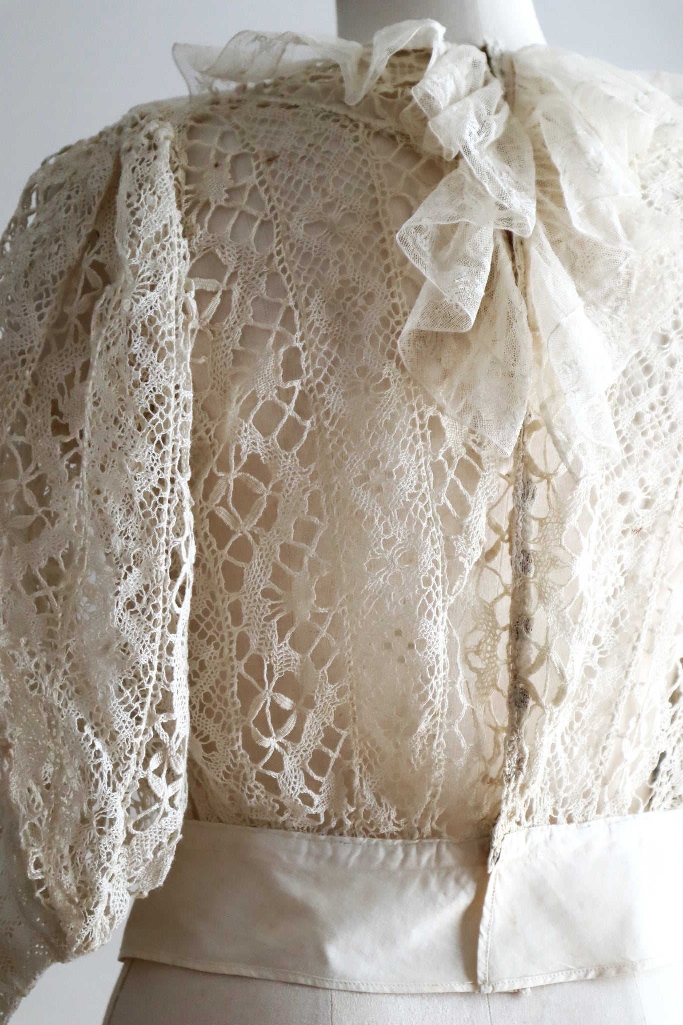1900s–1910s Belgian Bobbin Lace Linen Blouse