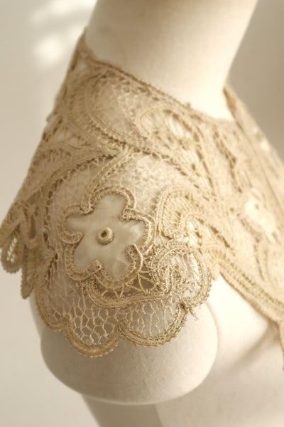 19th French Handmade Collar