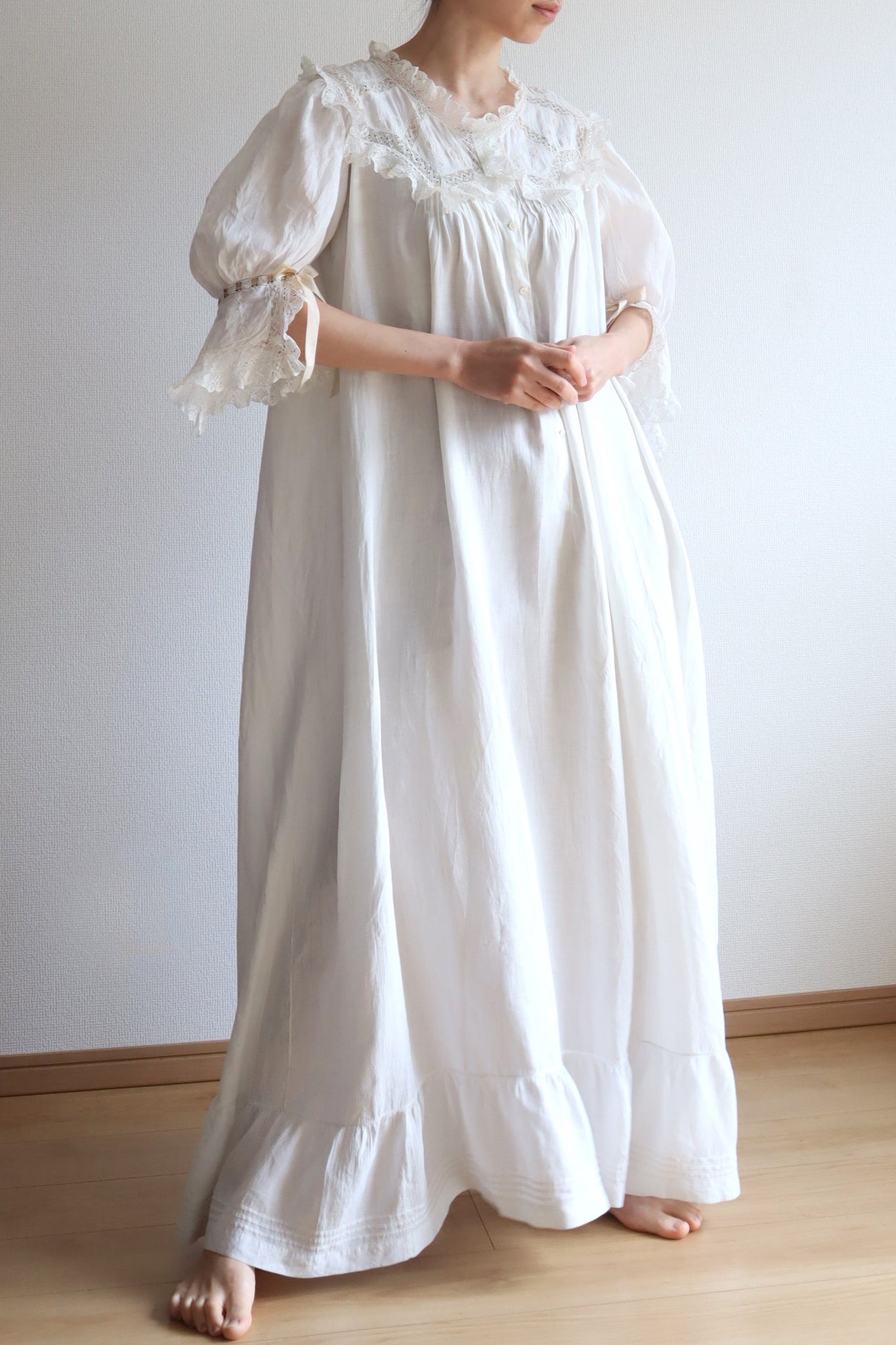 1900s Puff Sleeve Lawn Linen Dress