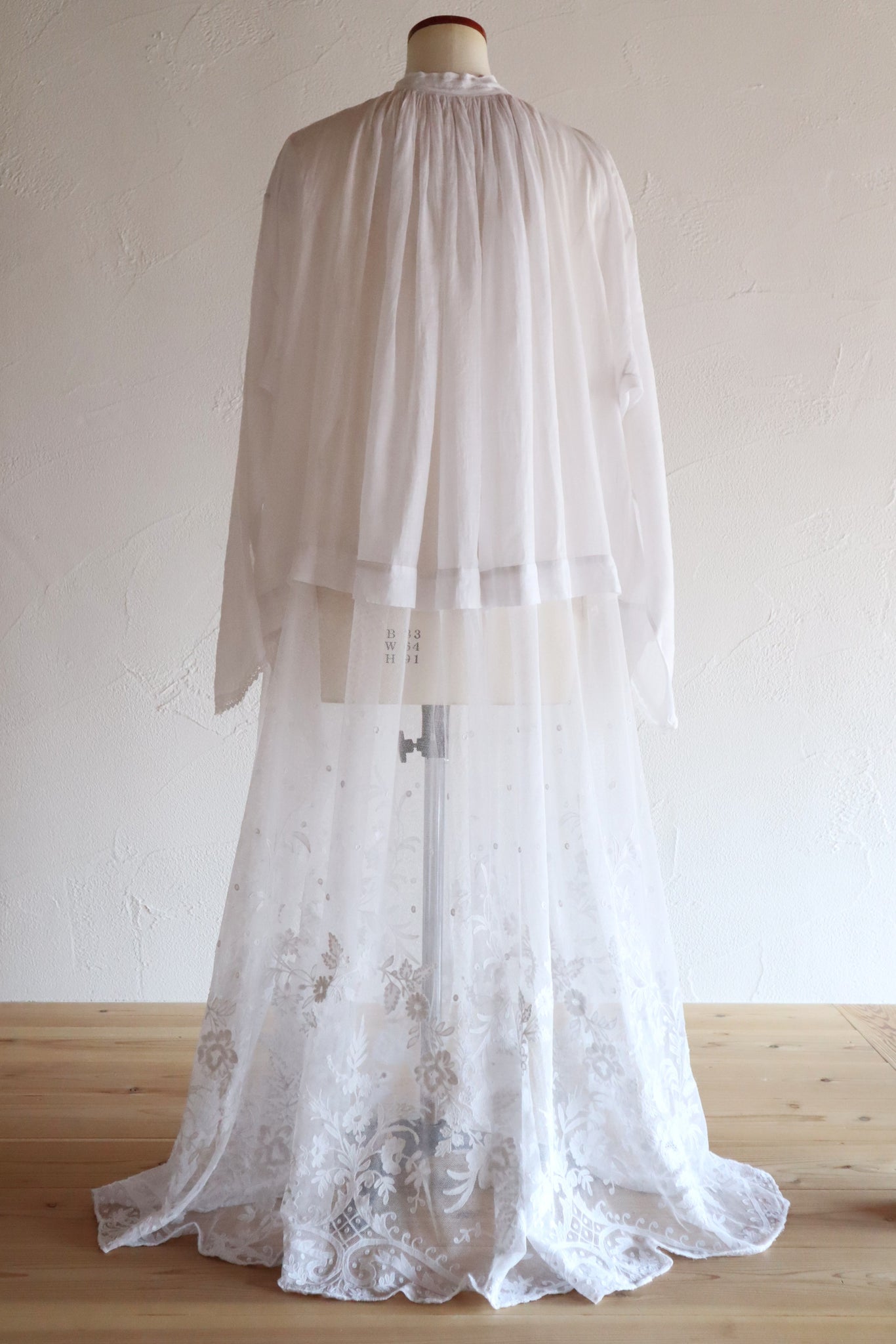 1900s French Linen Church Smock with Carrickmacross Style Lace